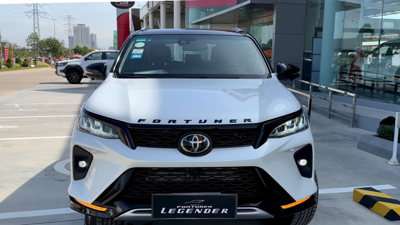 Toyota Fortuner Legender Come